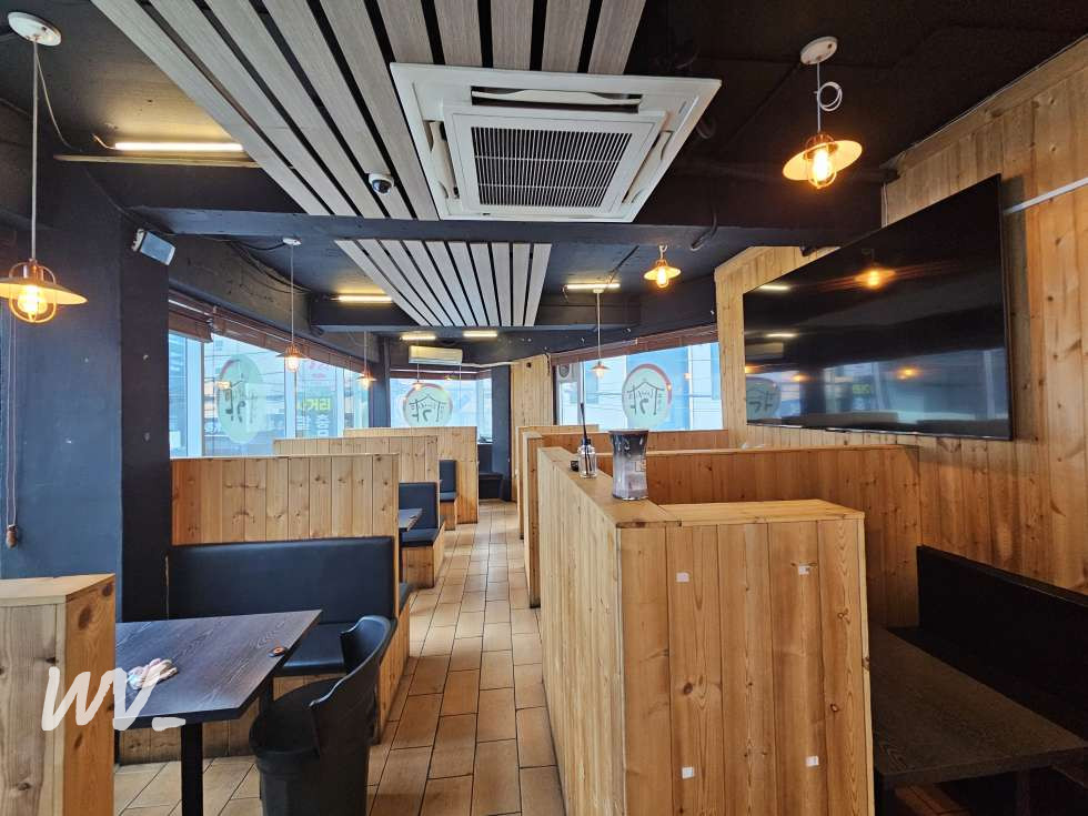 부산 수영구 광안동 광안근생시설동 광안동 곱창거리 메인 코너 2층 술집 월세 매물번호 11642 사진 4