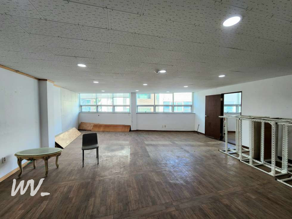 부산 동래구 온천동 미남역세권 엘베 있는 공실 월세 매물번호 12780 사진 1