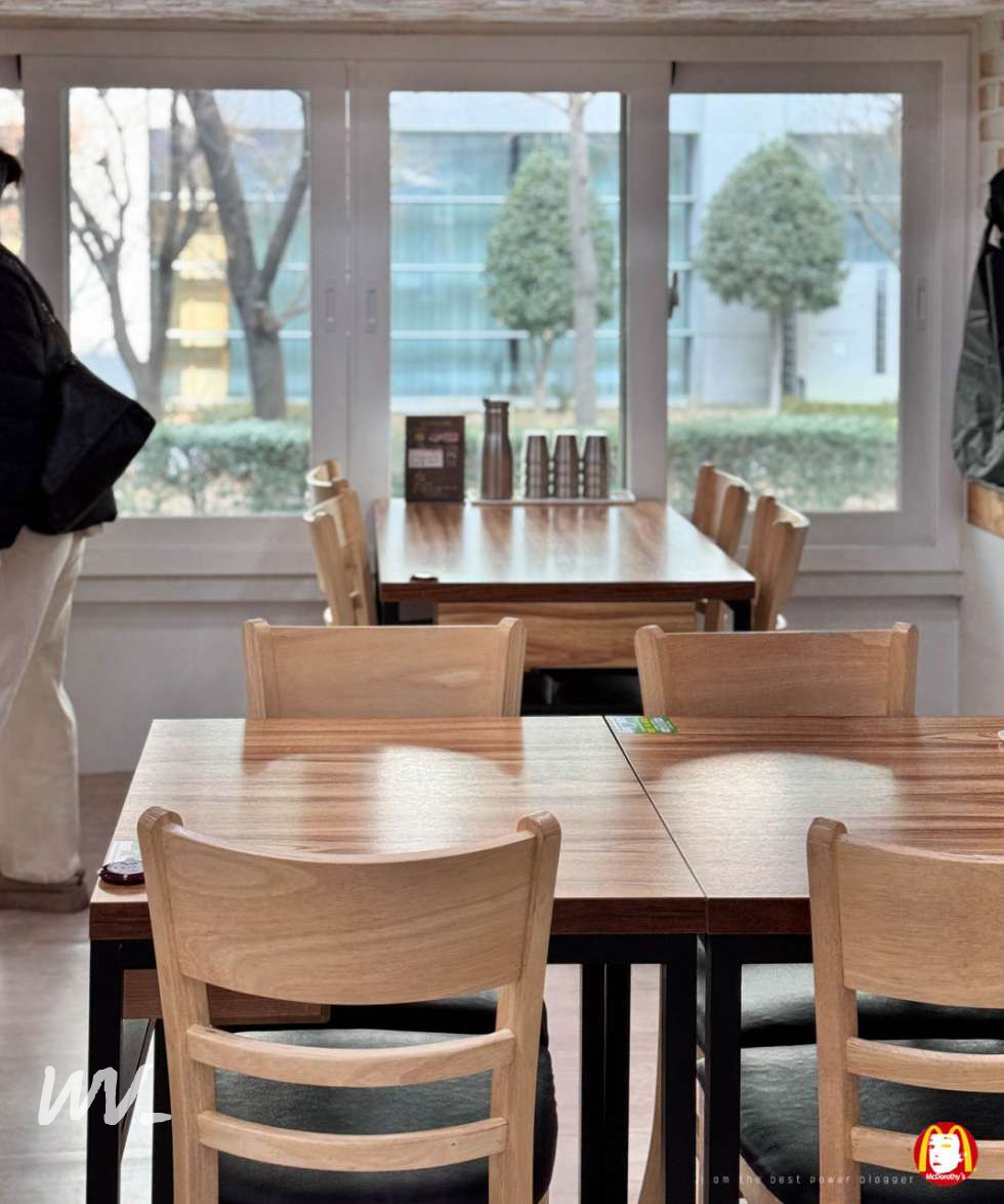 부산 연제구 연산동 1동 시청, 국민연금 인근 식당 국밥,해장국 점심상권추천 바로앞 공영주차장 있음 (주차1시간무료) 월세 매물번호 12848 사진 1