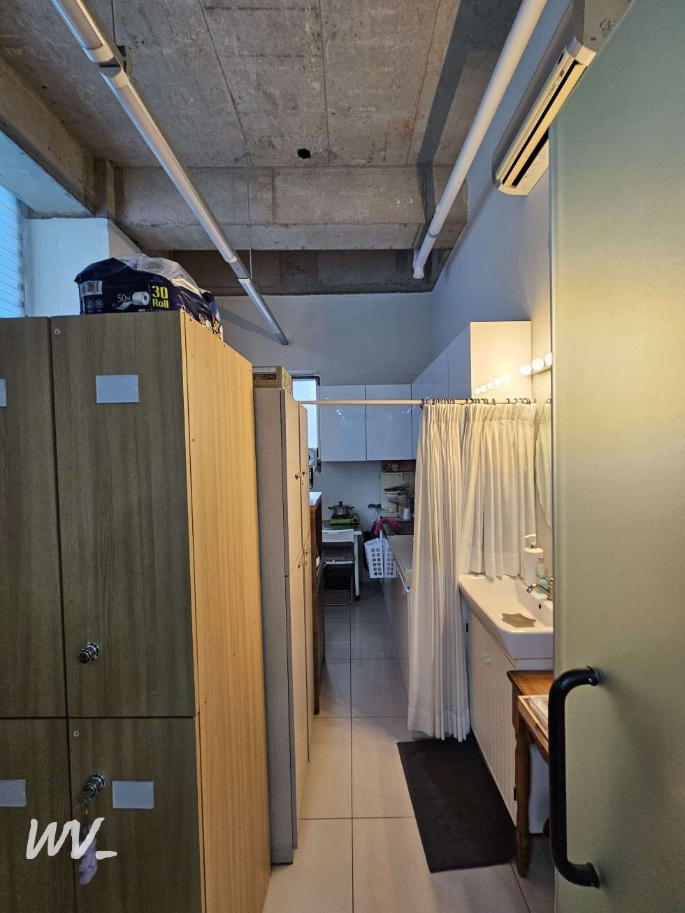 부산 연제구 연산동 연산역 인근 대로변 깔끔한 건물 에어컨 2대 보유 월세 매물번호 12939 사진 2