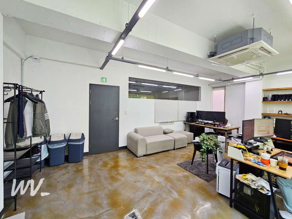 부산 남구 대연동 경성대 역세권 인테리어 깔끔 냉난방기 공간분리 역세권 50평대 사무실 월세 매물번호 16865 사진 2